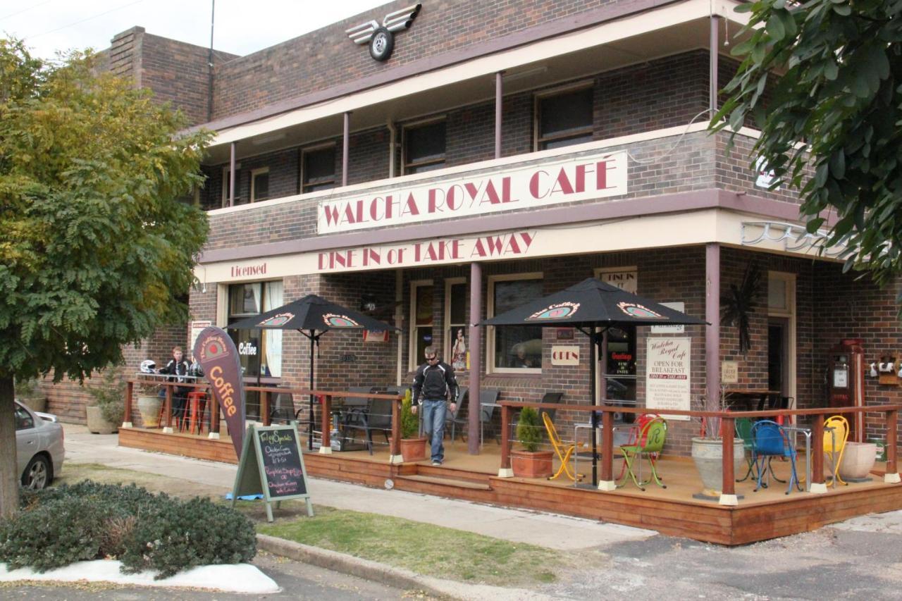 Walcha Royal Cafe & Accommodation Bagian luar foto